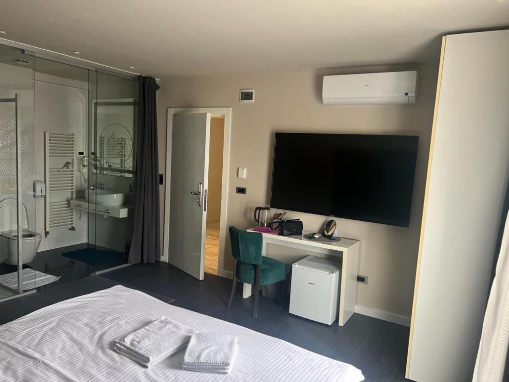 Forty Two Rooms Ζάγκρεμπ Εξωτερικό φωτογραφία